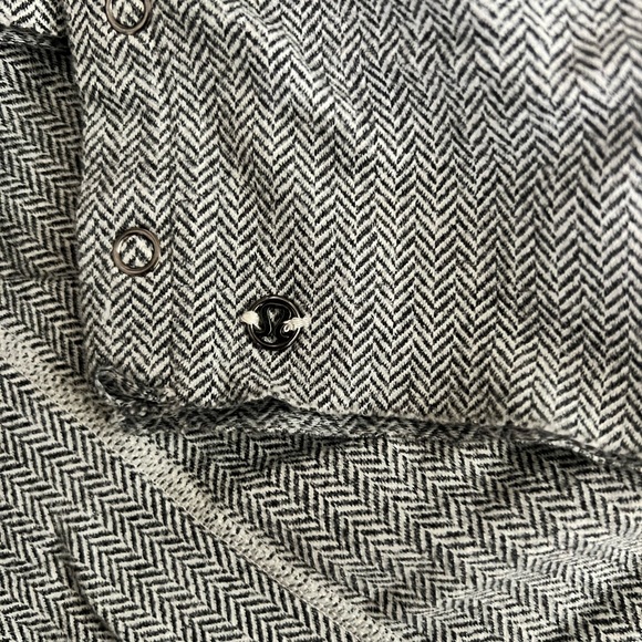 Lululemon Vinyasa scarf houndstooth - Picture 2 of 2